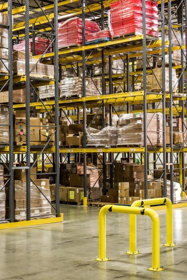Less than a Truckload Freight Cargo LTL Vancouver Island, British Columbia, Canada