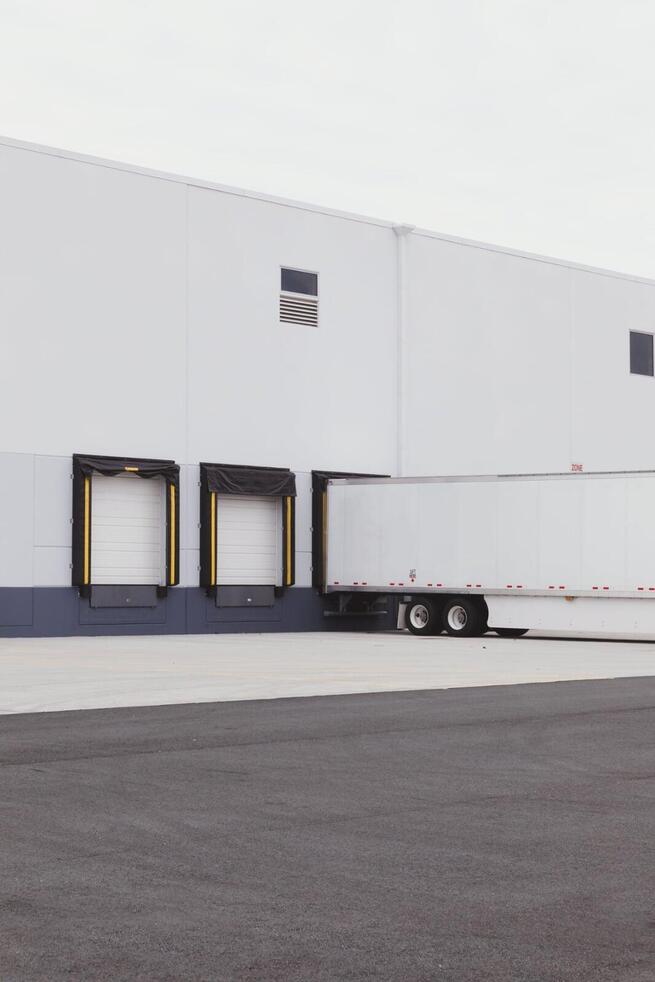 Full Truckload Freight Cargo FTL